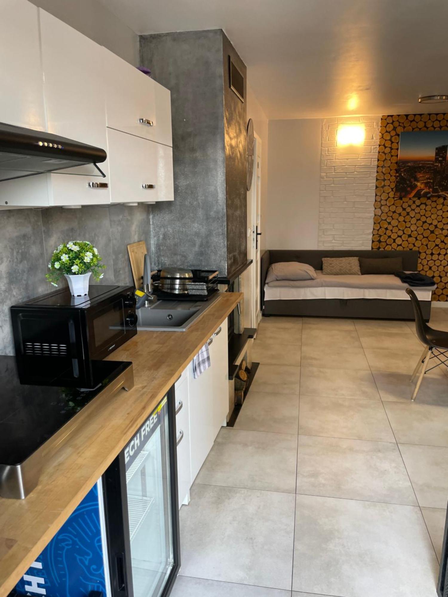 Przytulny Zakatek Aparthotel Zerniki Wroclawskie ภายนอก รูปภาพ